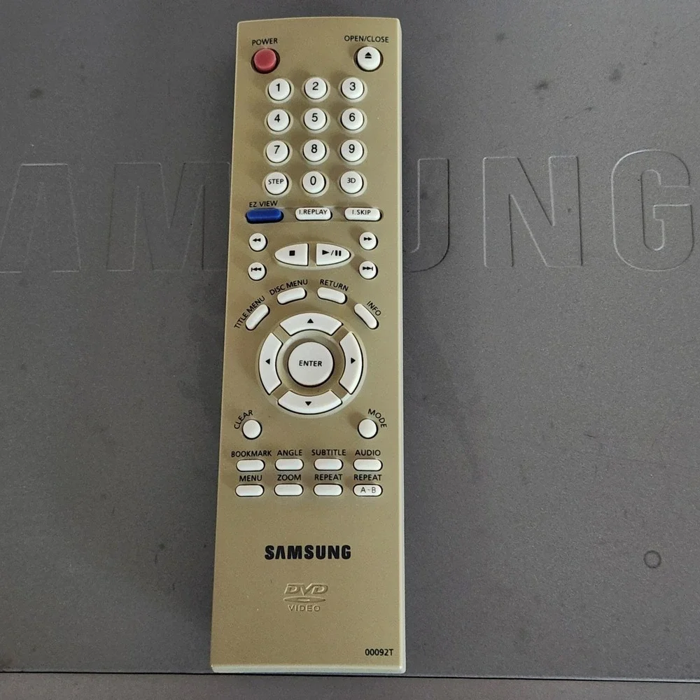 Samsung DVD-P231 Progressive Scan DVD Player Silver Grey Vtg 2003 w/OEM Remote